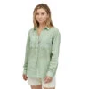 Patagonia W's LW A/C Buttondown Shirt Gypsum Green -Outdoor-Ausrüstungsgeschäft 4825Web