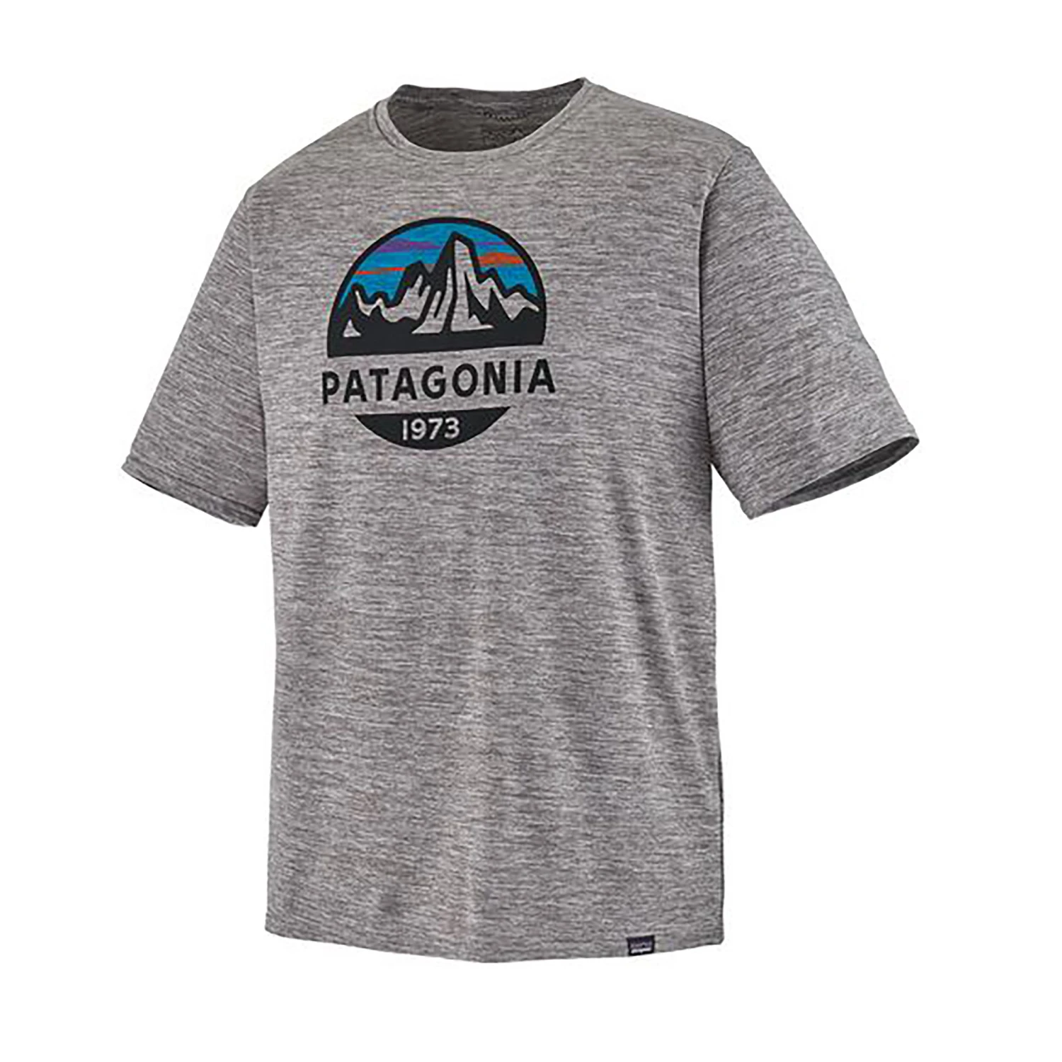 Patagonia Cap Cool Daily Graphic Shirt Fitz Roy Scope Feather Grey 3 Patagonia Cap Cool Daily Graphic Shirt Fitz Roy Scope Feather Grey