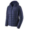 Patagonia W‘s Down Sweater Hoody Classic Navy -Outdoor-Ausrüstungsgeschäft 6594Web